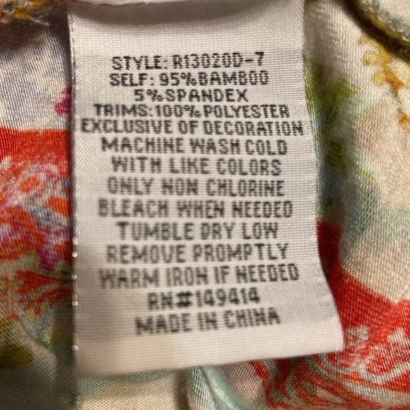 Johnny Was long sleeve knit top eclectic compilation of different patterns 
L54 - Picture 8 of 8